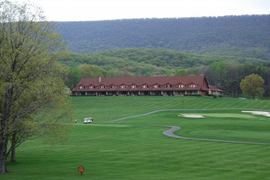 Cacapon State Park Lodge Berkeley Springs Buitenkant foto